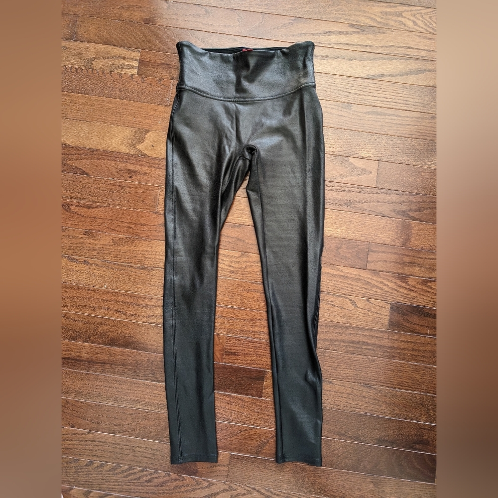 SPANX FAUX LEATHER LEGGINGS PETITE